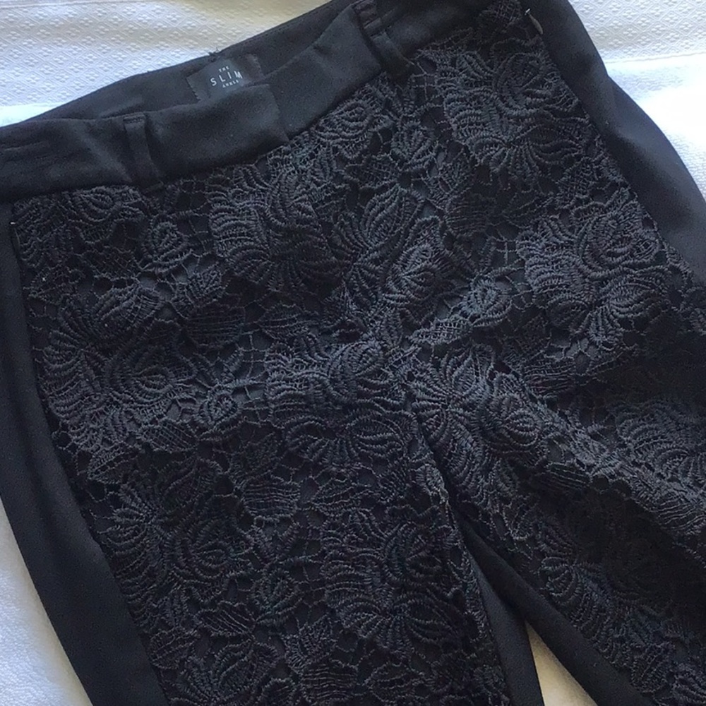 White House Black Market Size 6 the Slim ankle Black front lace Dress Pant